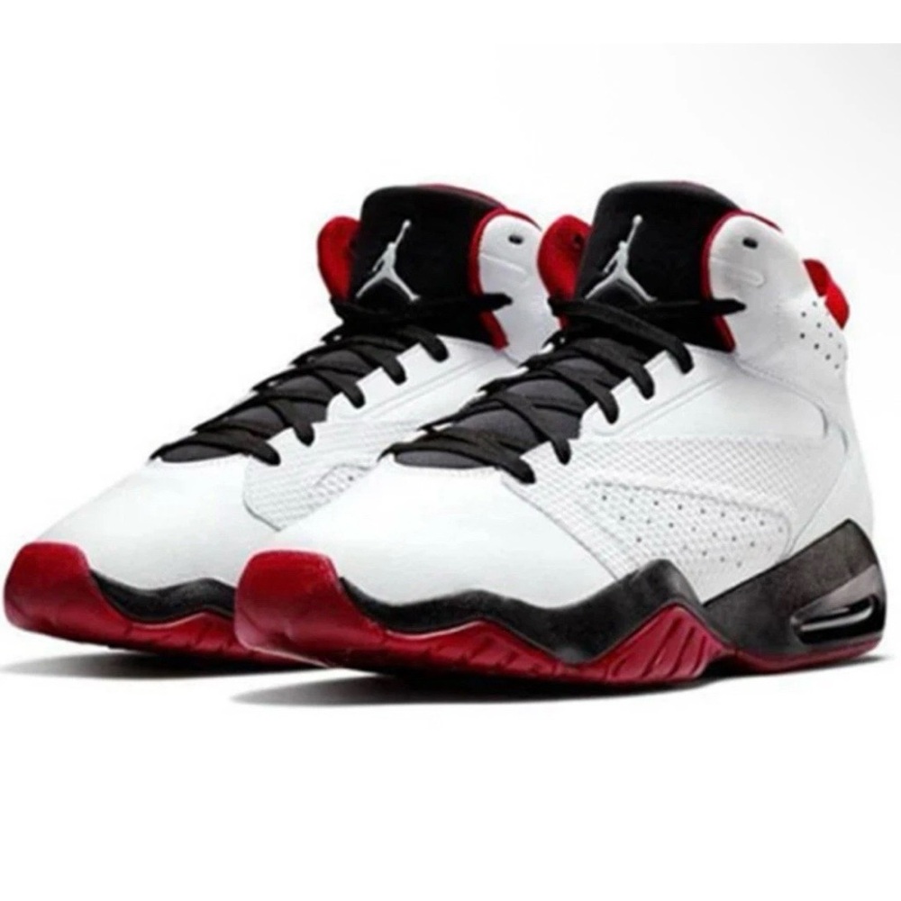 JORDAN:”LIFT OFF” Basketball Sneaker in White/Gym Red NWT